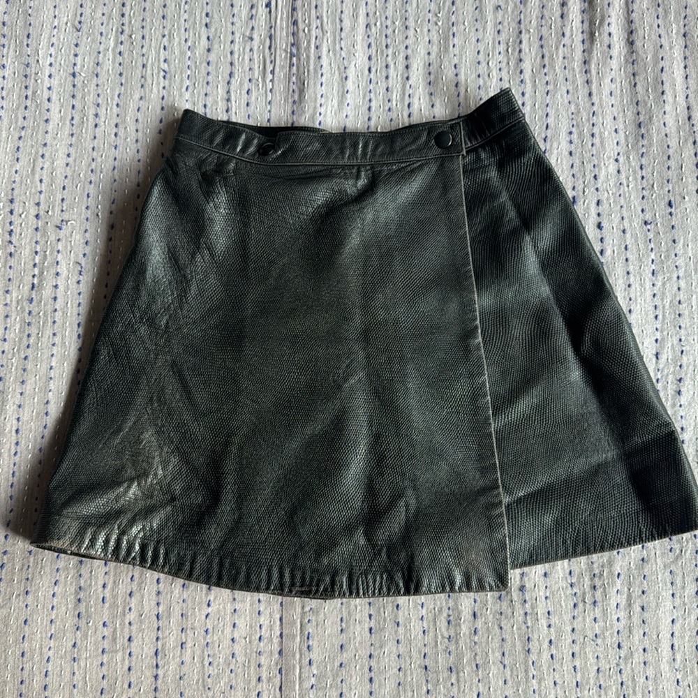 Vintage leather mini skirt